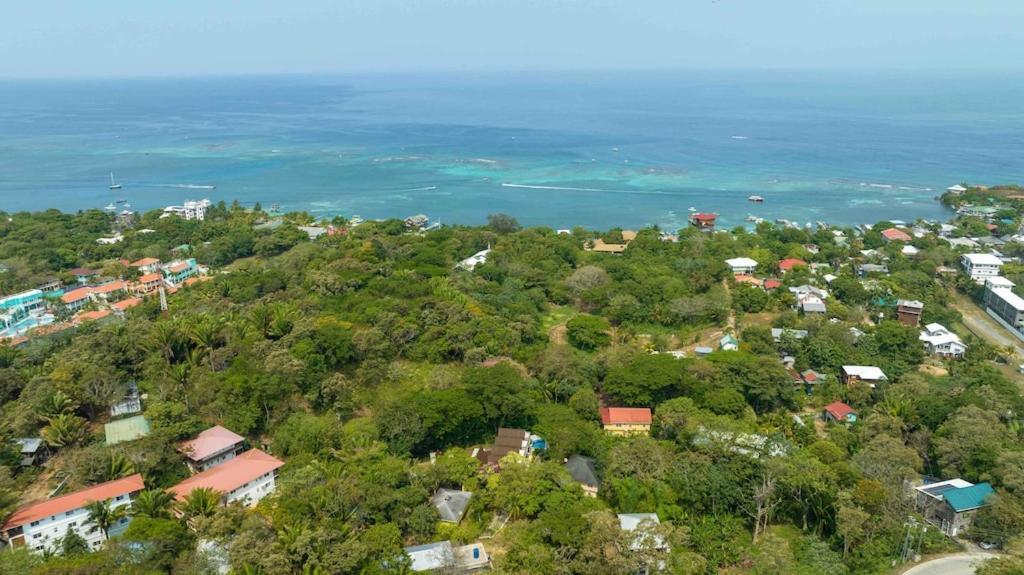 Cozy Beach Villa At The Shores 5 Minutes From The Beach 西区 外观 照片