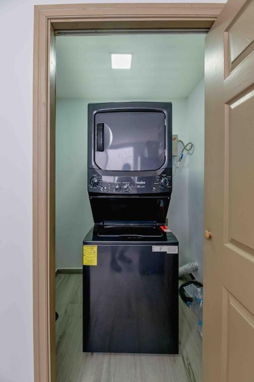 Cozy Beach Villa At The Shores 5 Minutes From The Beach 西区 外观 照片