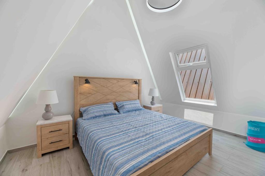 Cozy Beach Villa At The Shores 5 Minutes From The Beach 西区 外观 照片